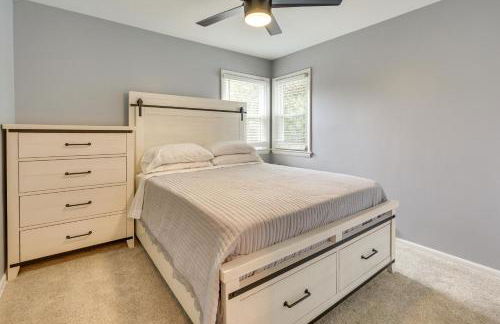 Chippewa Lake Cottage with Fire Pit! - Foto 12