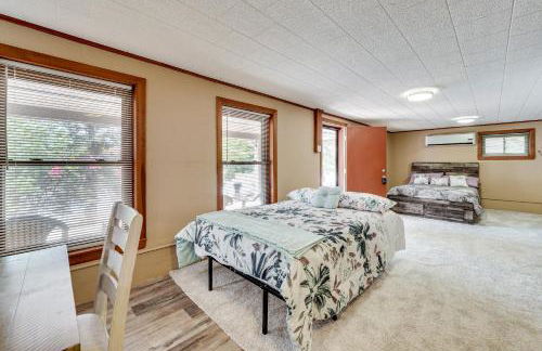 Waterfront Retreat on Raymond Gary State Lake - Foto 18