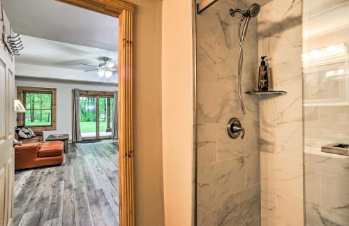 Classy Home w/ Hot Tub: 2 Mi to Lake Access! - Photo 29