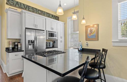 Your 1878 historic Shaw House awaits - Foto 10