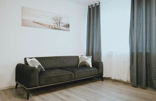 Balkon-Apartment in Krefeld: Komfort & Stil nahe Düsseldorf - Foto 1