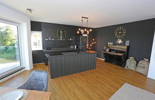 Exklusive Wohnung mit Balkon und direktem Rheinblick mit 2 Schlafzimmern für bis zu 5 Gäste - Foto 6