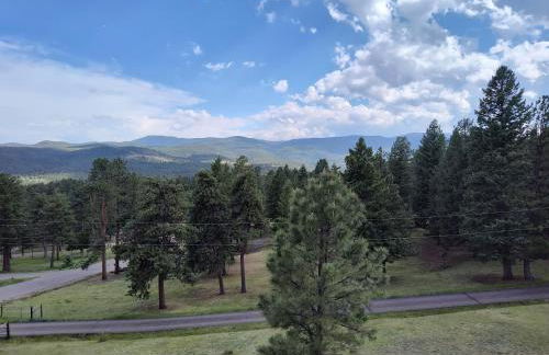 Hot Tub - Scenic Views - Spacious Deck - Game Room - Foto 52