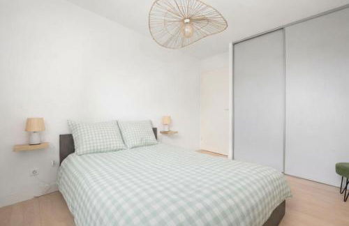 T2 Havre de paix avec Bureau & Wifi - Parking privé - Piscine & Salle sport communs - Foto 11