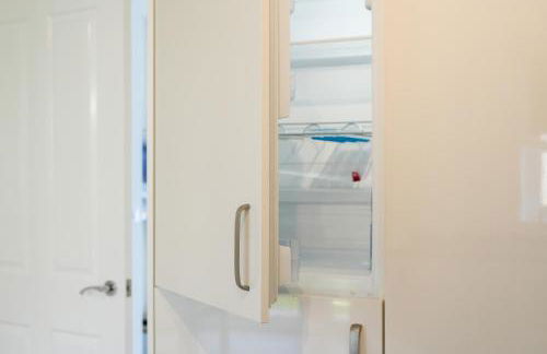 Mersey Way, Spacious 3 Bed Home, Close to Sheffield City Centre & FREE Driveway Parking - Perfect for Workers, Groups & Families - Hosted by Stay Host Save - Foto 14