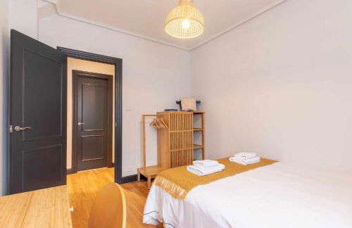 Apartamento KUIA con vistas frontales a la Ría de Bilbao cerca del metro - Foto 22