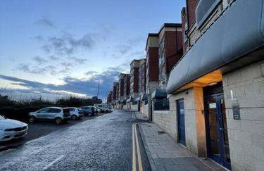 Stunning Flat by Quayside with Balcony!! - Foto 32