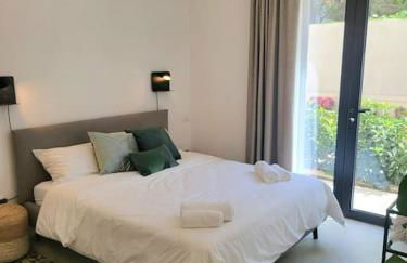 Twin Palms beach villa - Photo 17