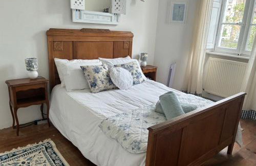 Riverside 4 bed house full of character and charm - Foto 2