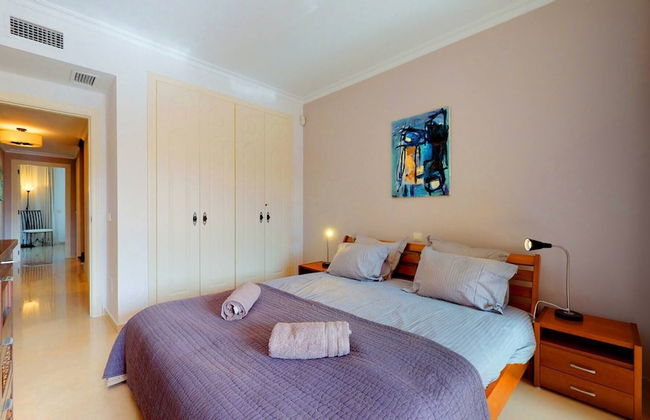 Magnificent Duplex Penthouse in Puerto Banus - Photo 7