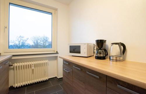Tolstov Apartments - 1 or 3 Room Apartments with Balcony - 20 Min Messe DUS & Airport DUS - Foto 18