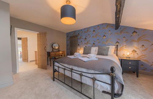 Tastefully decorated, family friendly property, central Kirkby Lonsdale, parking and EV charger - Photo 21