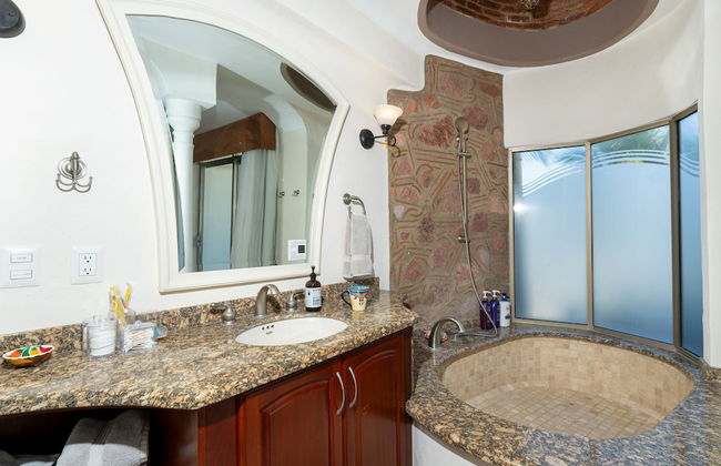 Ocean Front Penthouse Pool Sleeps 8 People - Foto 65