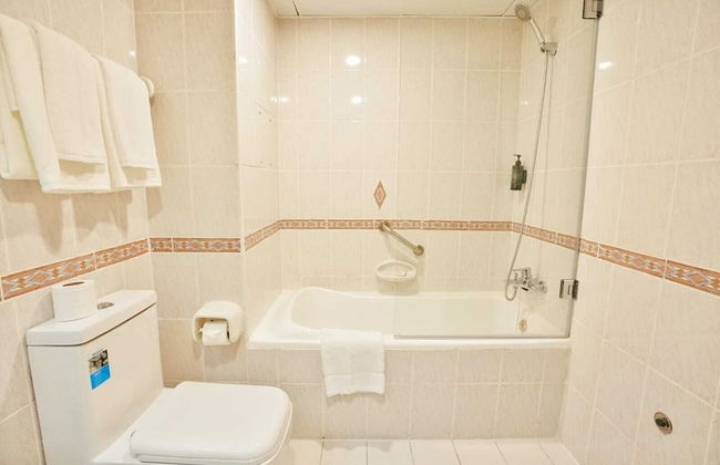 Imperiaa by HOC Globe - Photo 18