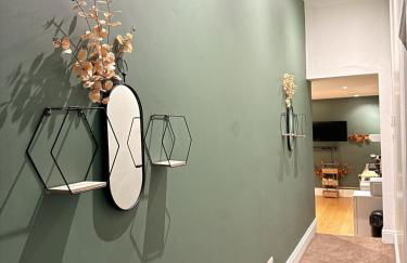 Autumn’s Retreat - Photo 10