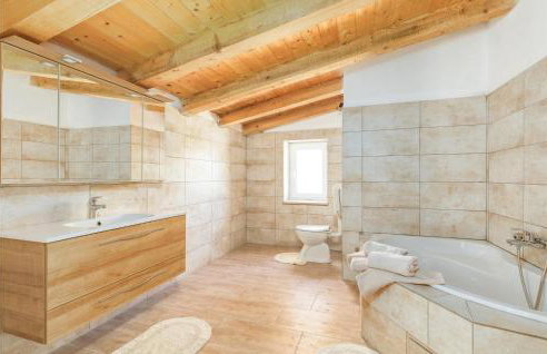 Amazing Home In Modrusani With Wifi - Foto 47