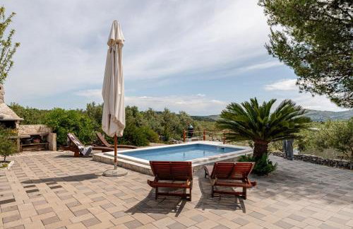 Dalmatian Countryside Home - Heated Pool & Jacuzzi - Foto 7