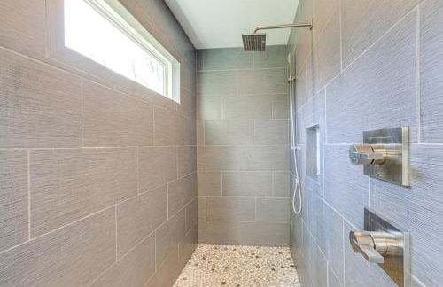 Newberry Home with Deck on 10 Acres! - Foto 15