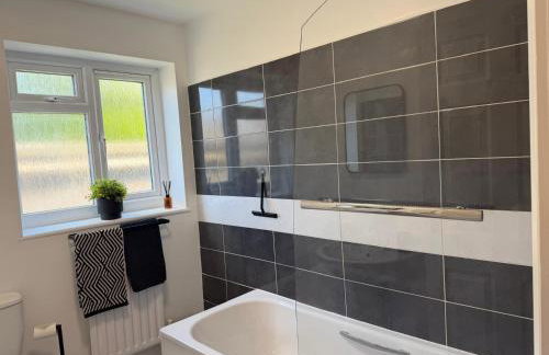 Gatwick 2 Bed Apartments Free Parking - Foto 31