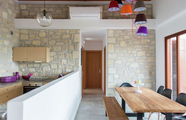 Villa in Arkadi With Pool Near the Sea - Photo 17