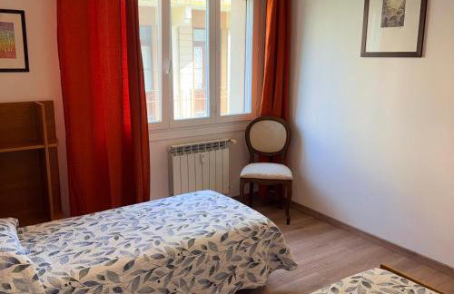 Eva 's flat with large sunny balcony and lagoon view - Foto 17