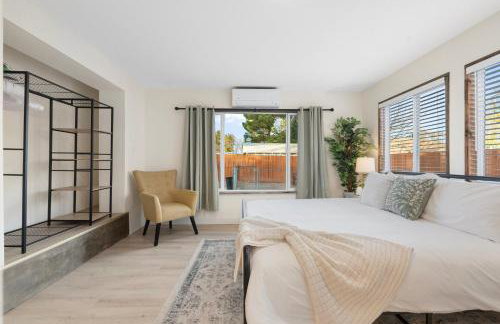 Walk to Old Town - Cozy Restored Cottage - Foto 29