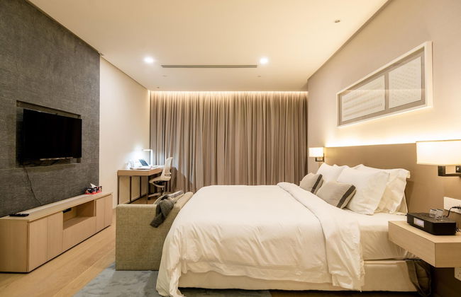 188 Suites by Namastay - Photo 16