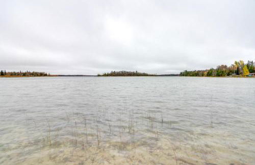 Lakefront Bemidji Getaway with Community Beach! - Foto 25