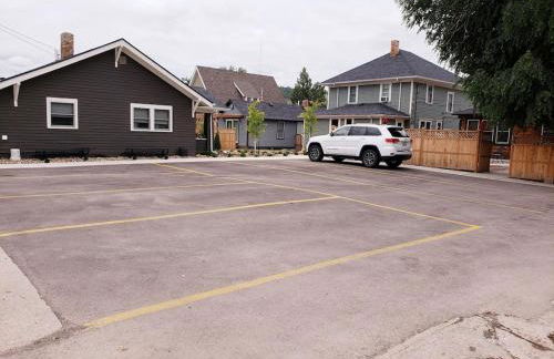 Adorable Bungalow w/ Private Patio Mins away from Downtown Rapid City - Foto 12