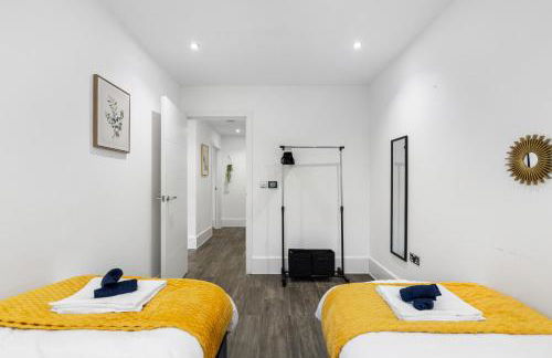 Stylish 2 Bed 2 Bath Hove Apartment - Walk to Station & Beach - Optional Parking - Sleeps 8 - Foto 44