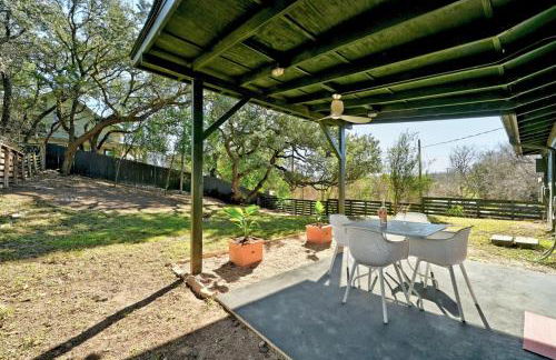 The Guava Door - Cheerful Mid-Century - big yard, free parking - Foto 21