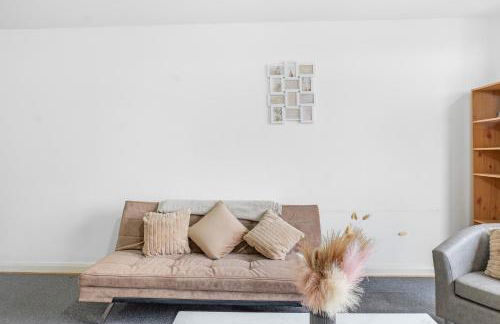 City Center Base Spacious Apartment with Secure Parking - Foto 16