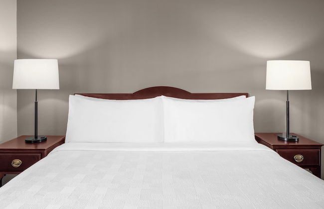 Larkspur Landing Extended Stay Suites Hillsboro - Foto 5