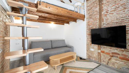 San Vicente Ferrer Top Floor 2BR ALQUILER TEMPORAL - Foto 3
