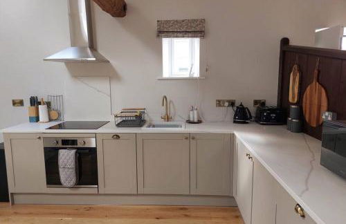 Luxury Victorian Hayloft barn self contained - Photo 5