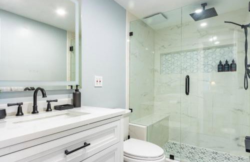 Spacious 4BR Retreat near Disneyland & Beaches - Foto 4