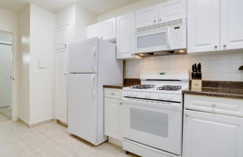 Business Ready Comfort Apt Near DC - Foto 27