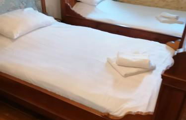 Rustic cottage with stunning swimming pool - Foto 22