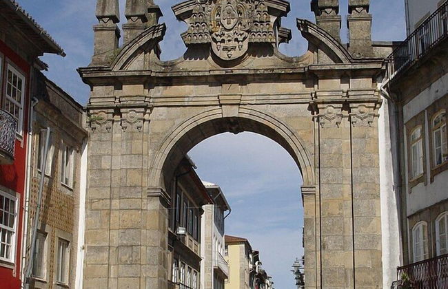 Private Modern Home, Fully Equipped, Near Historic Braga Centre - Photo 41