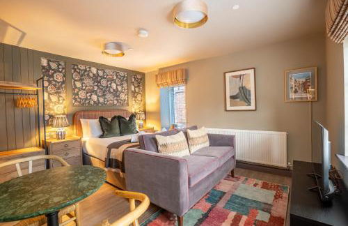 The Falcon - Foto 27