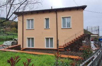 Wayne's house, a short walk to the waterfalls - Foto 2