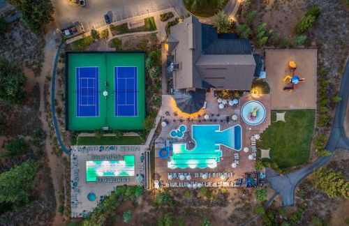 The Cottages - Ski Shuttle, Ski Valet - 3-Bedroom - Photo 72