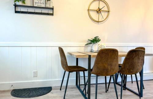 New - Mins to Concord/ Nashua - Walk to Downtown - - Foto 9