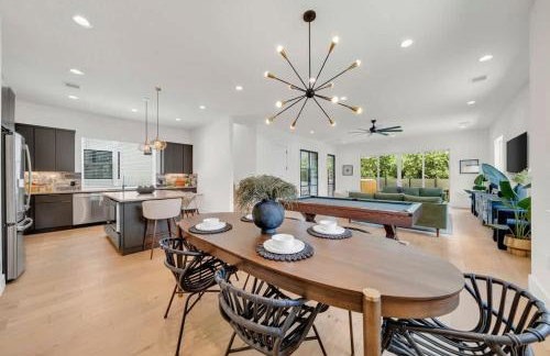 Sleeps 42 2 Pools & Game Room 11BR near Downtown - Foto 17