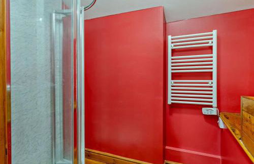 1 Bed in Combs oc-pk674 - Photo 14