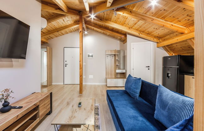 Authentic Villa Apartment - Photo 11