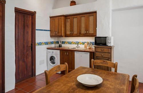 Habitaciones y Apartamentos en el centro La Jábega by Conil Home - Photo 40