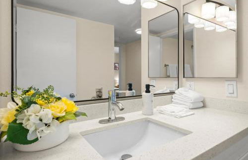 Cozy&Stylish DT Alhambra Living walk to Starbucks - Foto 33