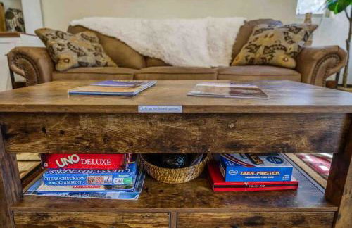 TahoeCozy with Pool Hot Tub and Near Northstar - Foto 30