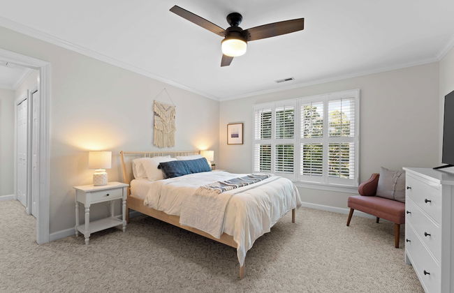 Shoreway Cove by Avantstay Waterfront, Pool, Dock - Foto 37